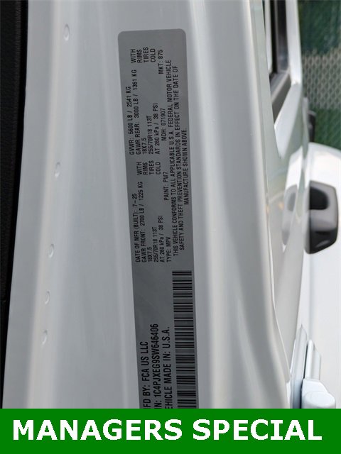 New 2025 Jeep Wrangler Sahara image 32