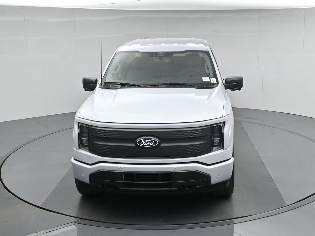 New 2025 Ford F150 Lightning Flash AWD/4WD image 38