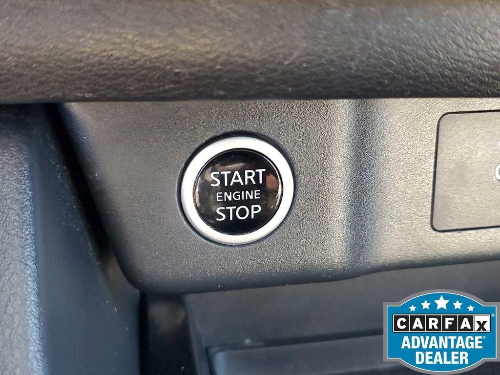 Used 2022 Nissan Rogue SV image 28