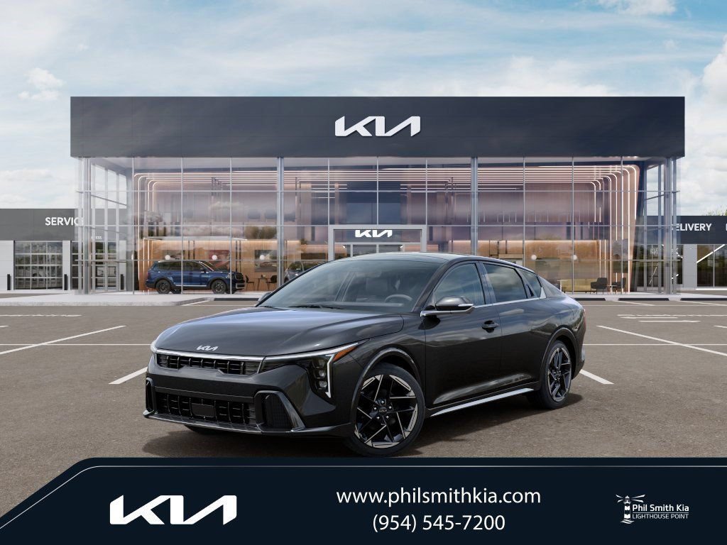 Used 2026 Kia K4 GT-Line w/ GT-Line Premium Package FWD image 1