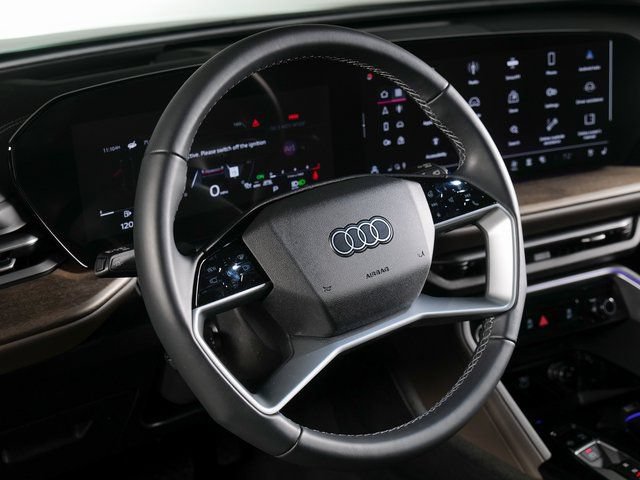 Certified 2025 Audi Q5 Premium w/ Premium Plus AWD/4WD image 18