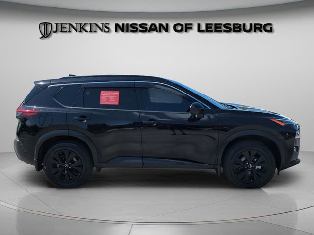 Certified 2023 Nissan Rogue SV w/ SV Premium B Package FWD image 3