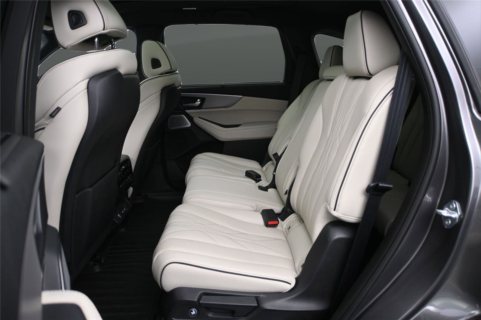 Used 2026 Acura MDX A-Spec AWD/4WD image 10