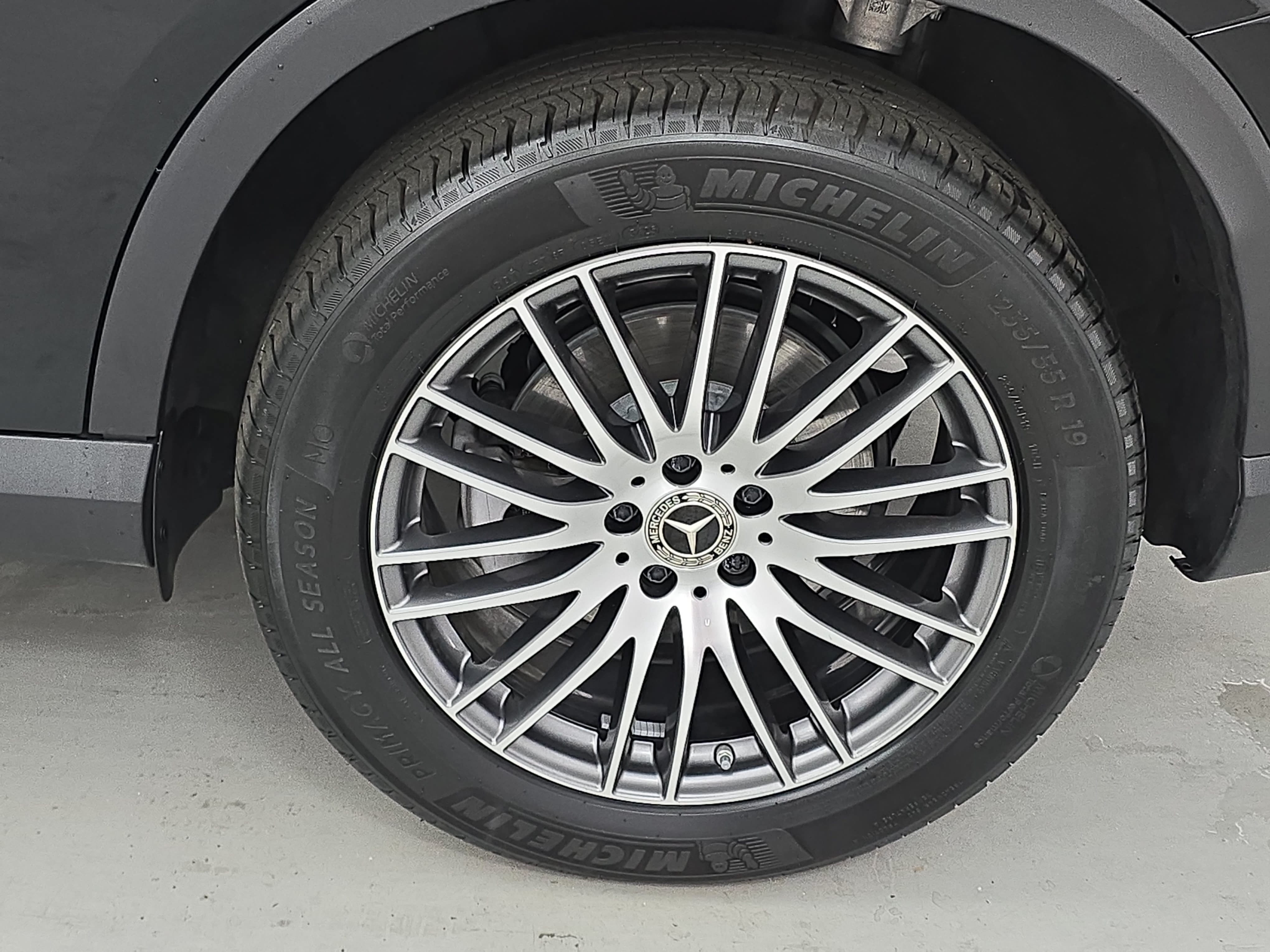 Certified 2026 Mercedes-Benz GLC 300 image 33