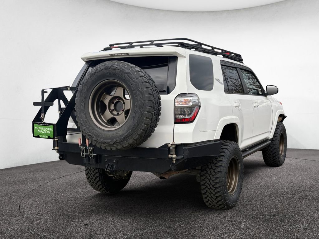 Used 2017 Toyota 4Runner TRD Off-Road Premium image 5