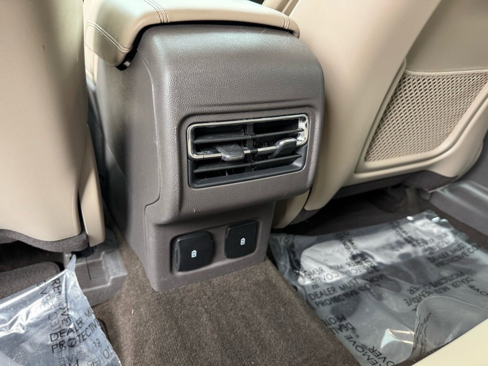 Used 2023 Lincoln Corsair Reserve w/ Equipment Group 201A image 19