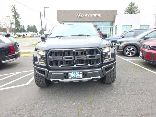 Used 2017 Ford F150 Raptor w/ Equipment Group 802A Luxury image 4