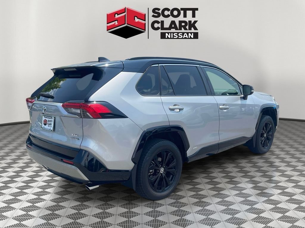 Used 2023 Toyota RAV4 XSE AWD/4WD image 6