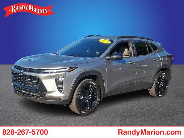 Used 2025 Chevrolet Trax ACTIV w/ Driver Confidence Package FWD image 1