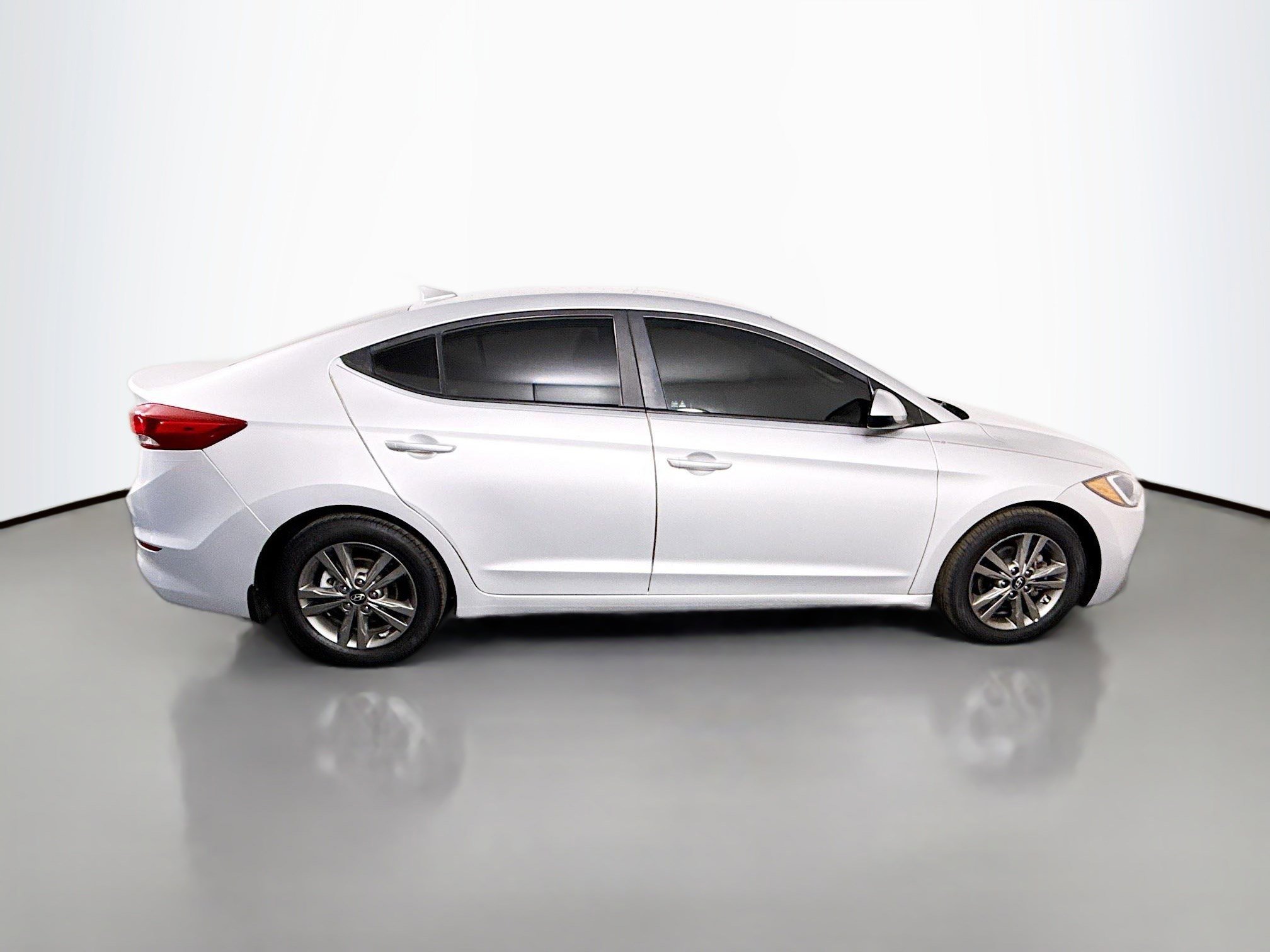 Used 2018 Hyundai Elantra SEL image 11