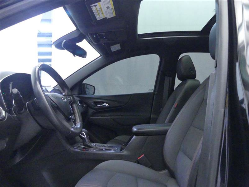 Used 2022 Chevrolet Equinox RS w/ Infotainment Package AWD/4WD image 23