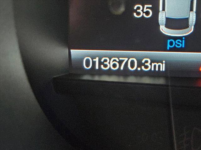 Used 2023 Ford Edge Titanium w/ Class II Trailer Tow Package image 11