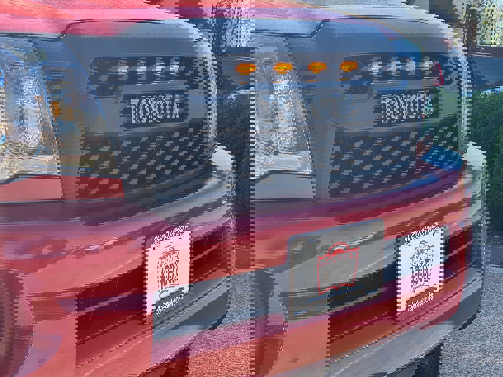 Used 2005 Toyota Tacoma Base V6 image 2