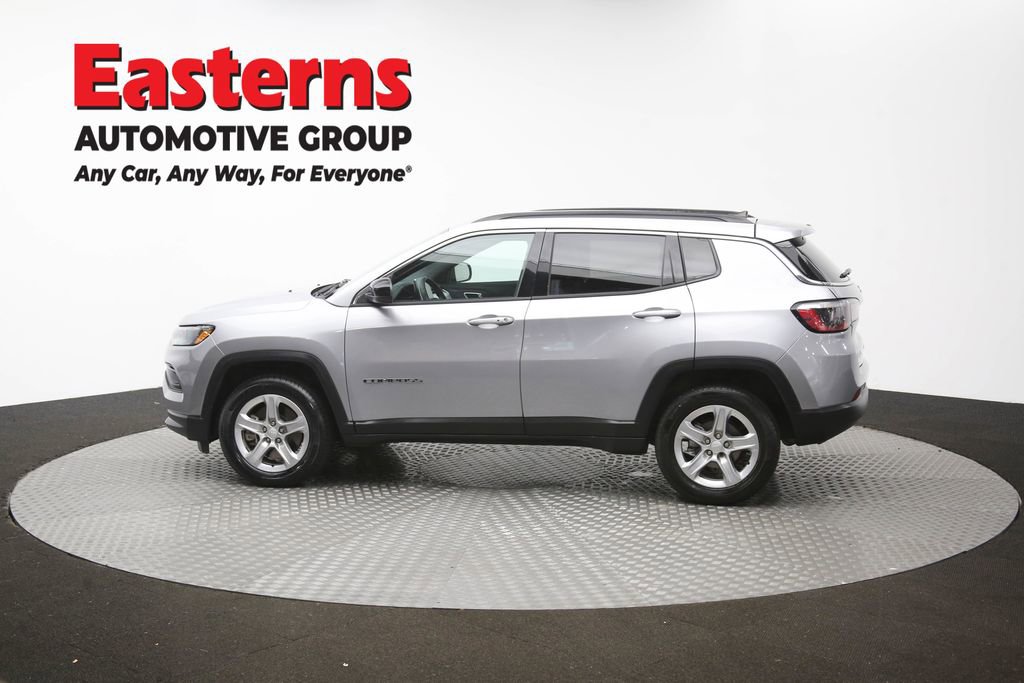 Used 2024 Jeep Compass Latitude AWD/4WD image 57