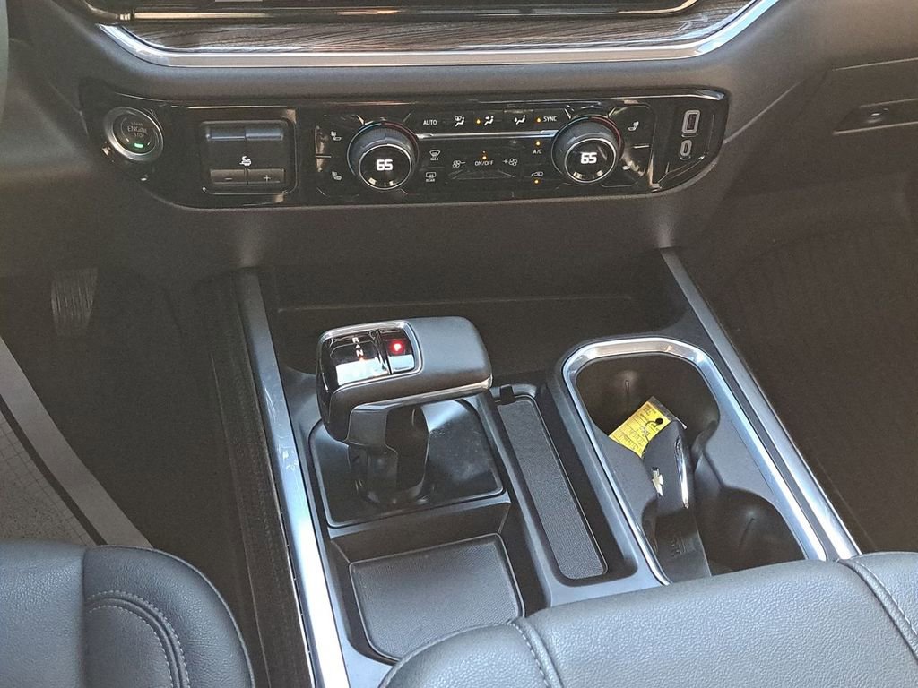 Used 2025 Chevrolet Silverado 1500 LT Trail Boss w/ Convenience Package II image 19