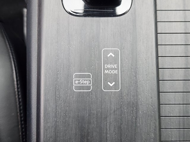Certified 2023 Nissan Ariya FWD image 23