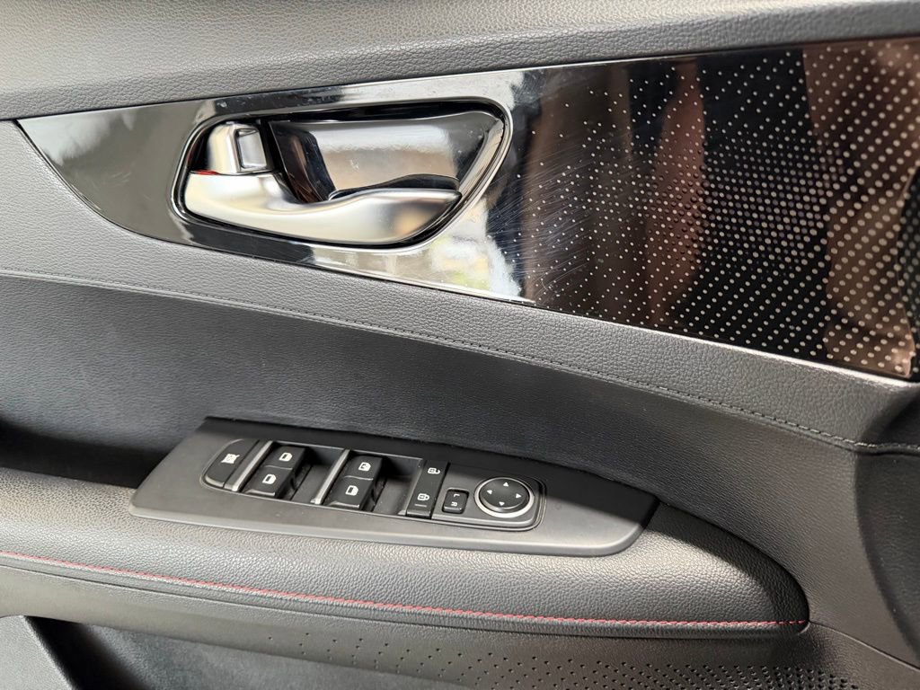 Used 2023 Kia Forte GT w/ GT2 Package image 14