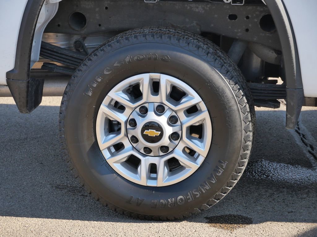 Used 2025 Chevrolet Silverado 2500 LT w/ Convenience Package image 12