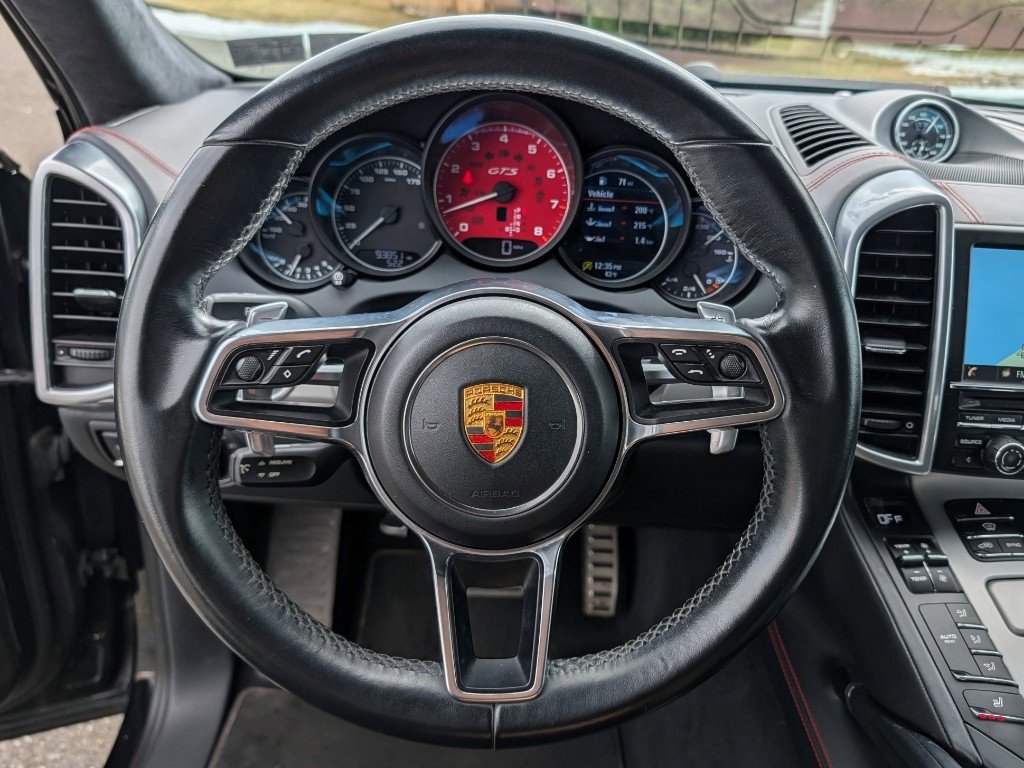 Used 2016 Porsche Cayenne GTS image 15