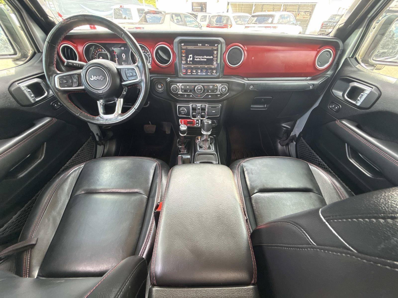 Used 2023 Jeep Gladiator Rubicon w/ Cold Weather Group AWD/4WD image 15