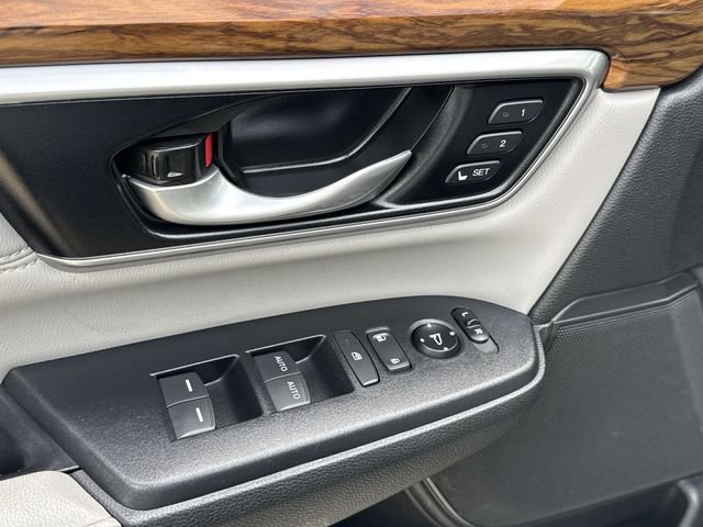 Used 2020 Honda CR-V EX-L image 16