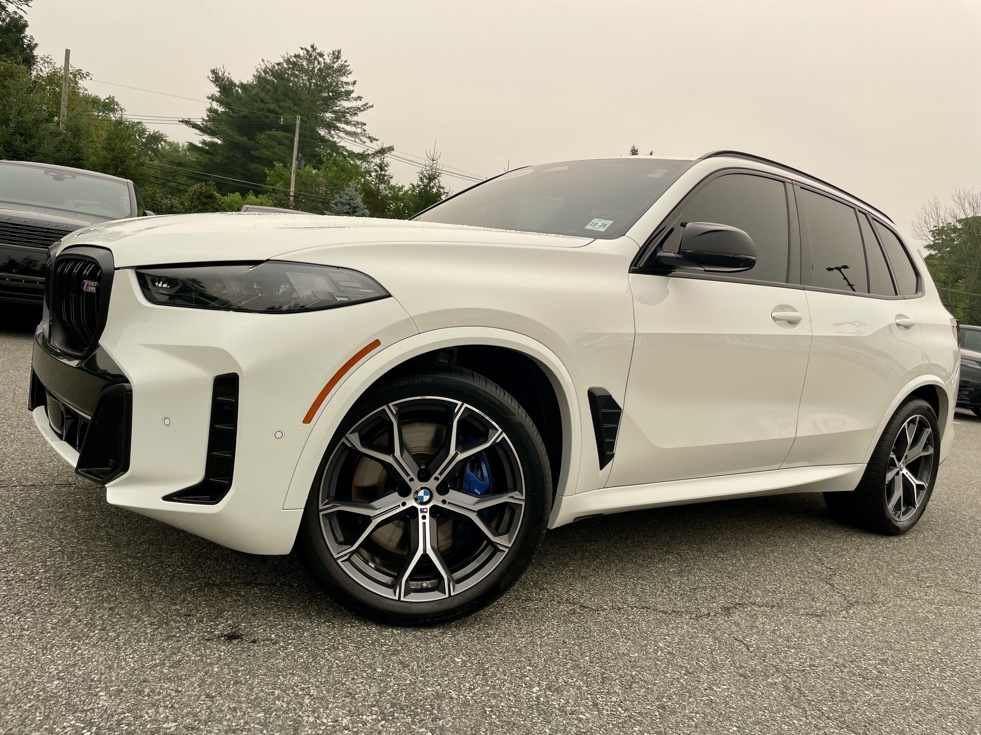 Used 2024 BMW X5 M60i w/ Parking Assistance Package AWD/4WD image 36