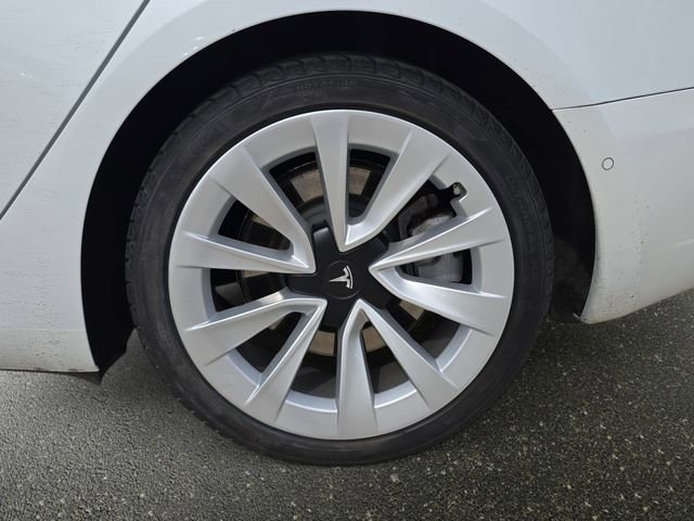 Used 2021 Tesla Model 3 Standard Range Plus image 37