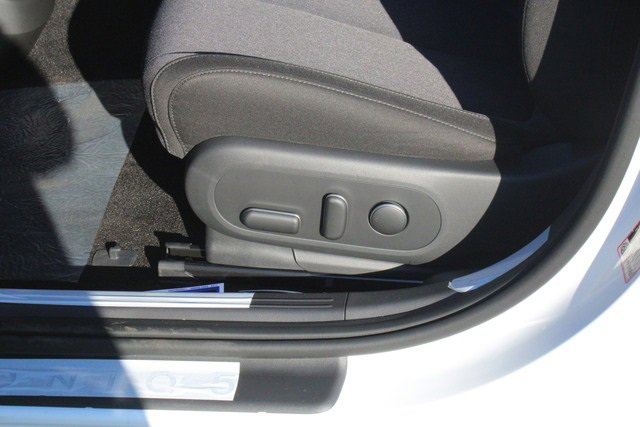 New 2024 Hyundai Ioniq 5 SEL image 14