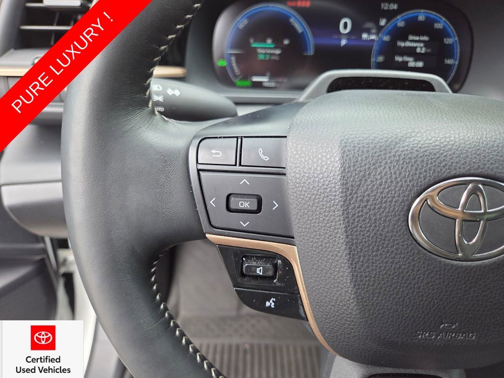 Used 2024 Toyota Crown AWD/4WD image 29