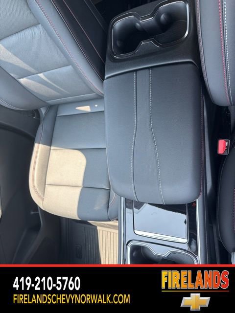 New 2025 Chevrolet Traverse Z71 w/ Driver Confidence Package image 44