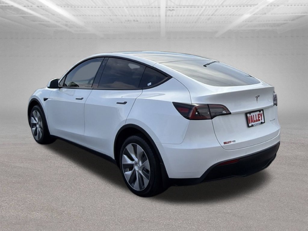 Used 2021 Tesla Model Y Long Range AWD/4WD image 6