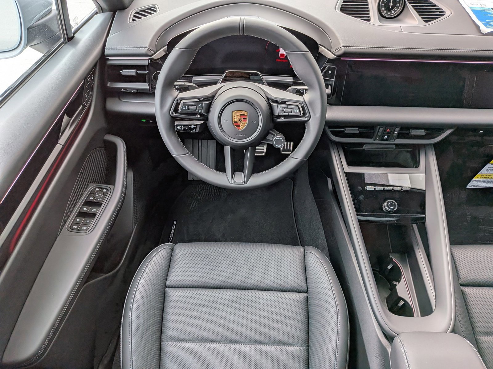 New 2026 Porsche Macan Electric RWD image 15
