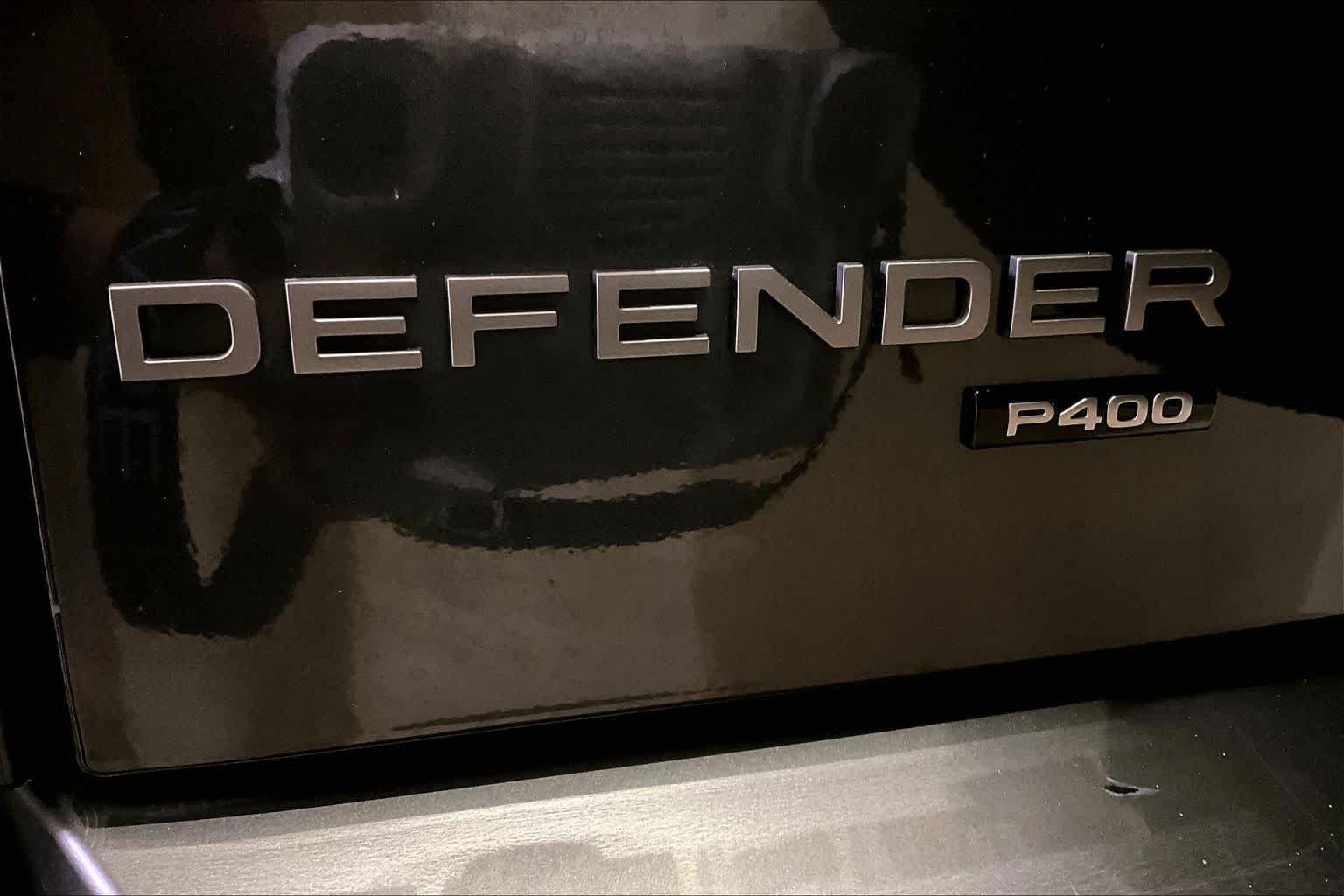 Used 2023 Land Rover Defender 130 X-Dynamic SE AWD/4WD image 9