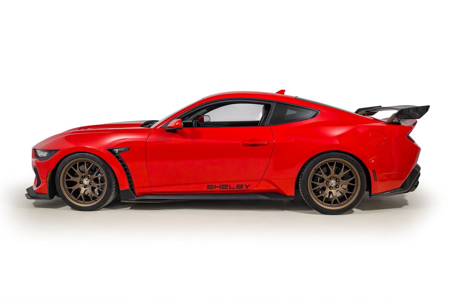 Used 2024 Ford Mustang GT Premium w/ GT Performance Package RWD image 3