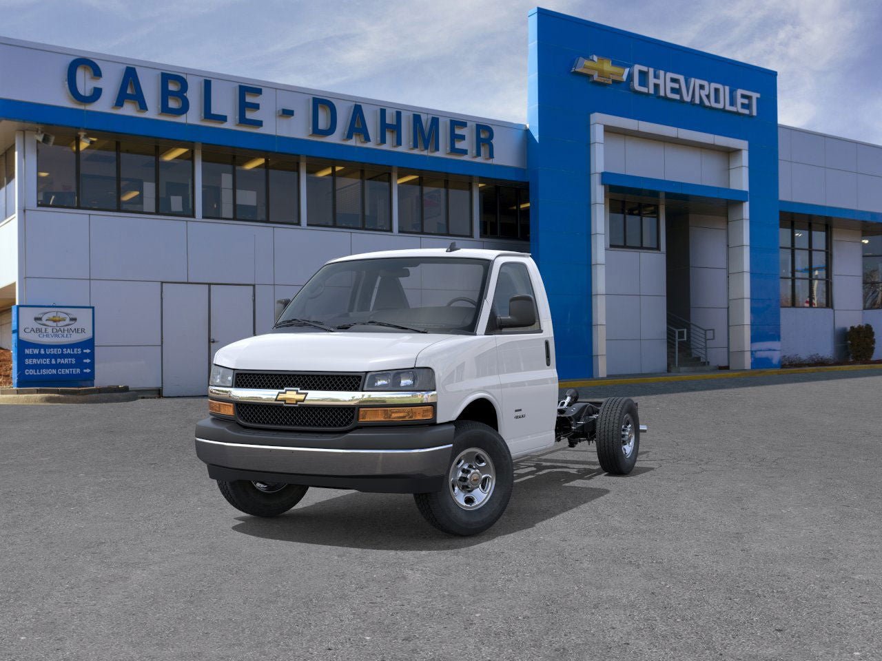 New 2025 Chevrolet Express 3500 w/ Power Convenience Package RWD image 8