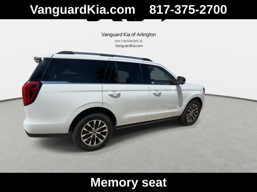 Used 2025 Ford Expedition Platinum AWD/4WD image 9
