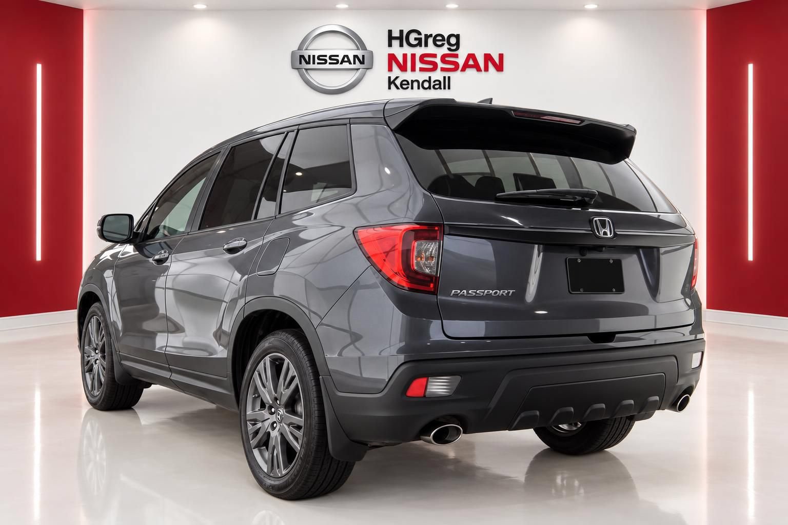 Used 2021 Honda Passport EX-L image 2
