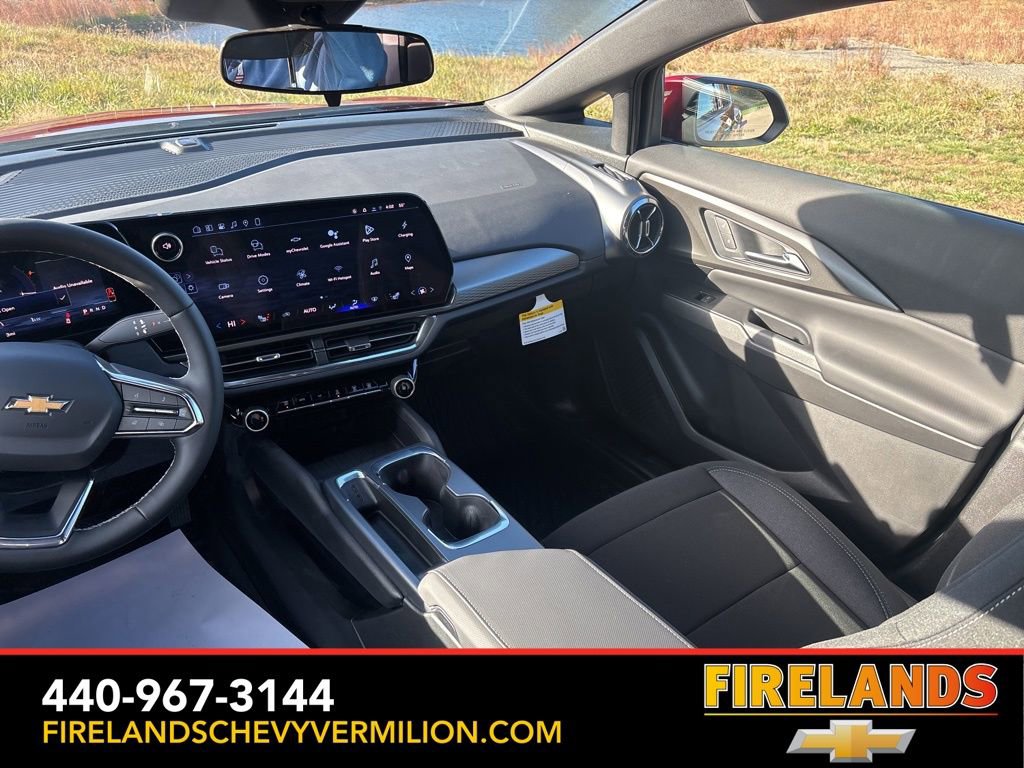 New 2026 Chevrolet Equinox EV LT image 47