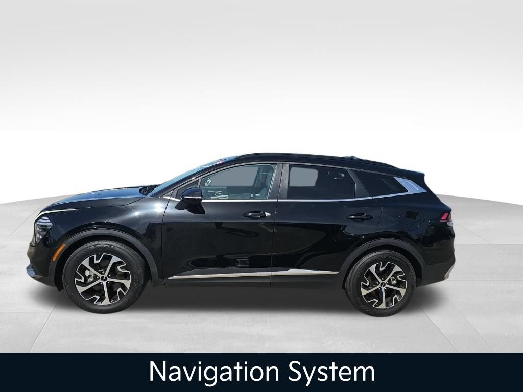 Certified 2025 Kia Sportage EX w/ Premium Package FWD image 6