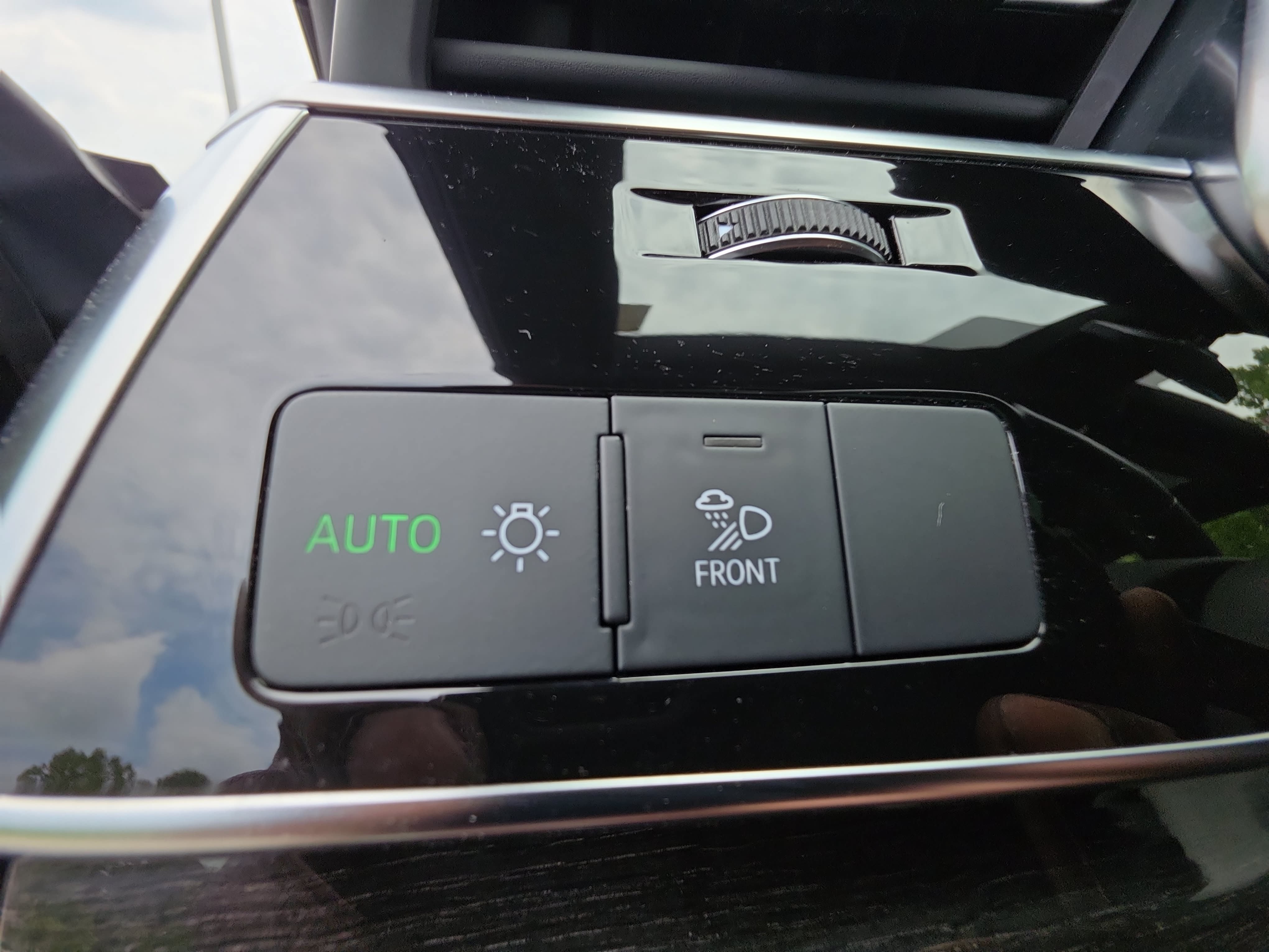 Used 2024 Audi Q8 Premium Plus AWD/4WD image 26