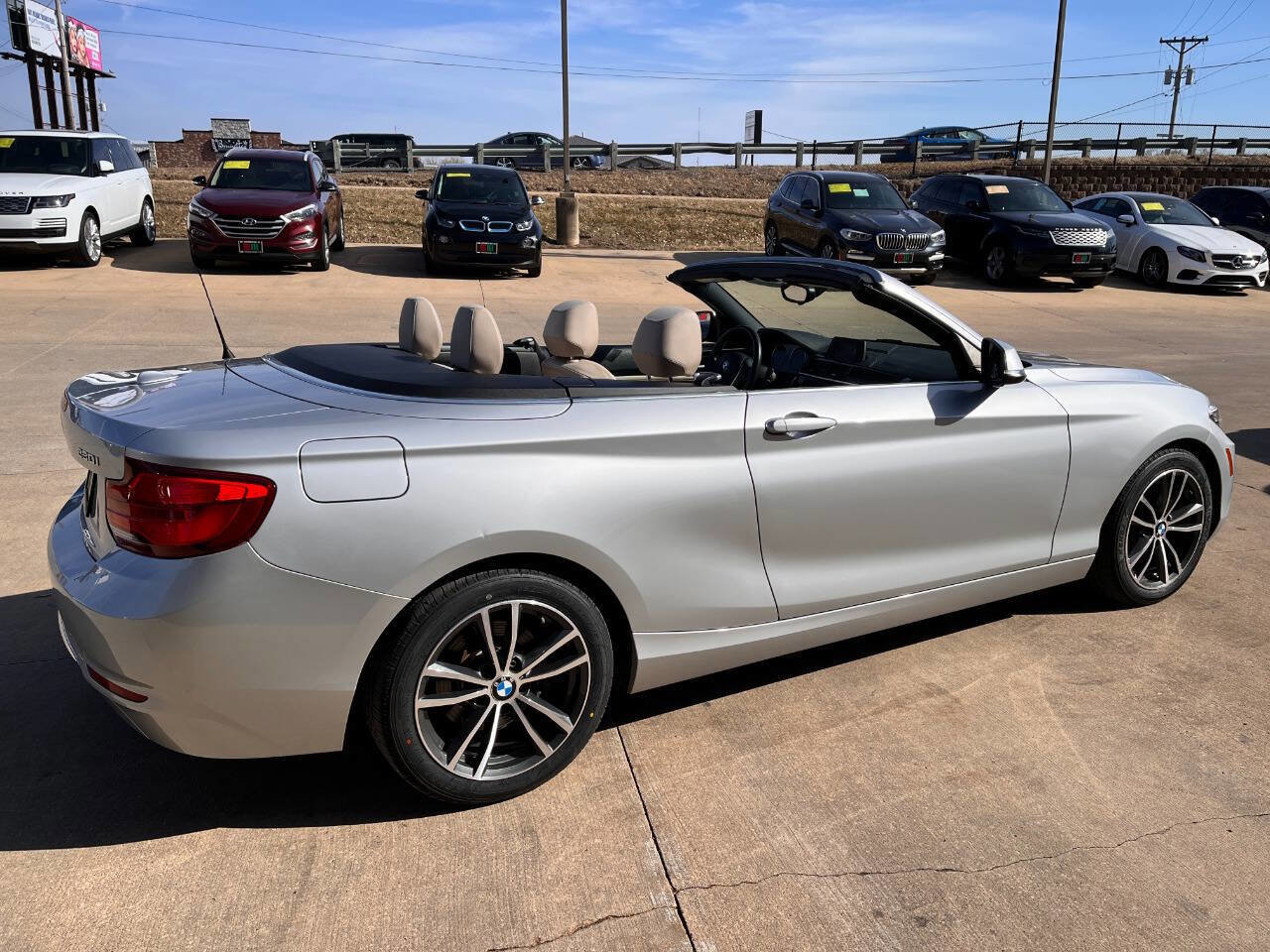 Used 2018 BMW 230i xDrive 230i xDrive AWD 2dr Convertibl image 5