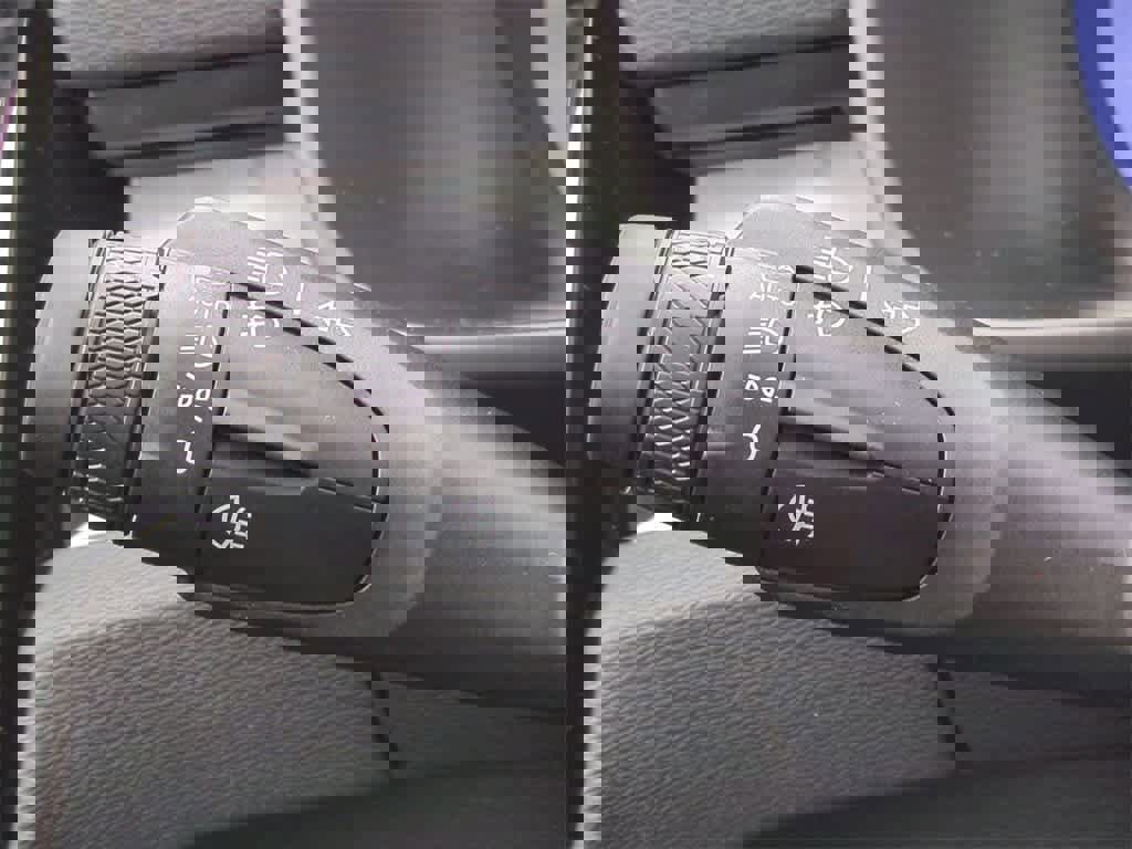 New 2026 Volvo XC40 B5 Ultra w/ Protection Package Premier image 27