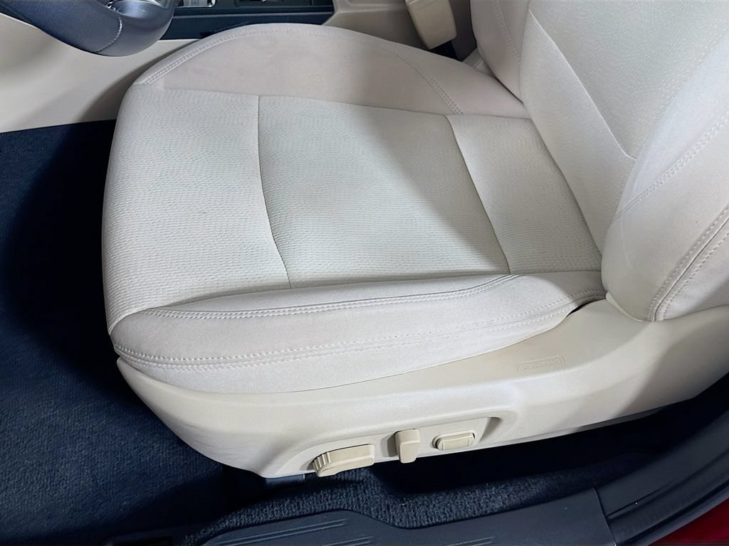 Used 2018 Subaru Legacy 2.5i Premium w/ Moonroof Package AWD/4WD image 23