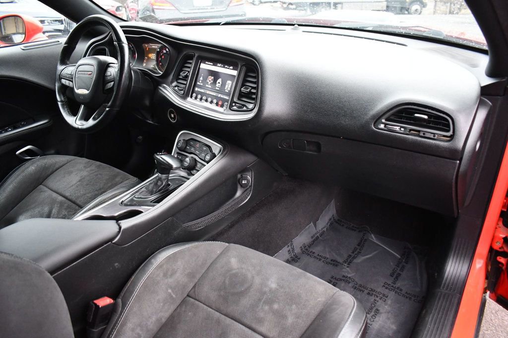 Used 2017 Dodge Challenger R/T Scat Pack image 34