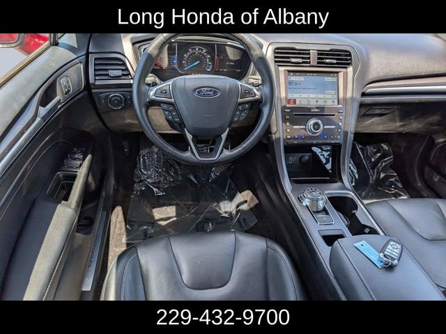 Used 2017 Ford Fusion Titanium FWD image 18
