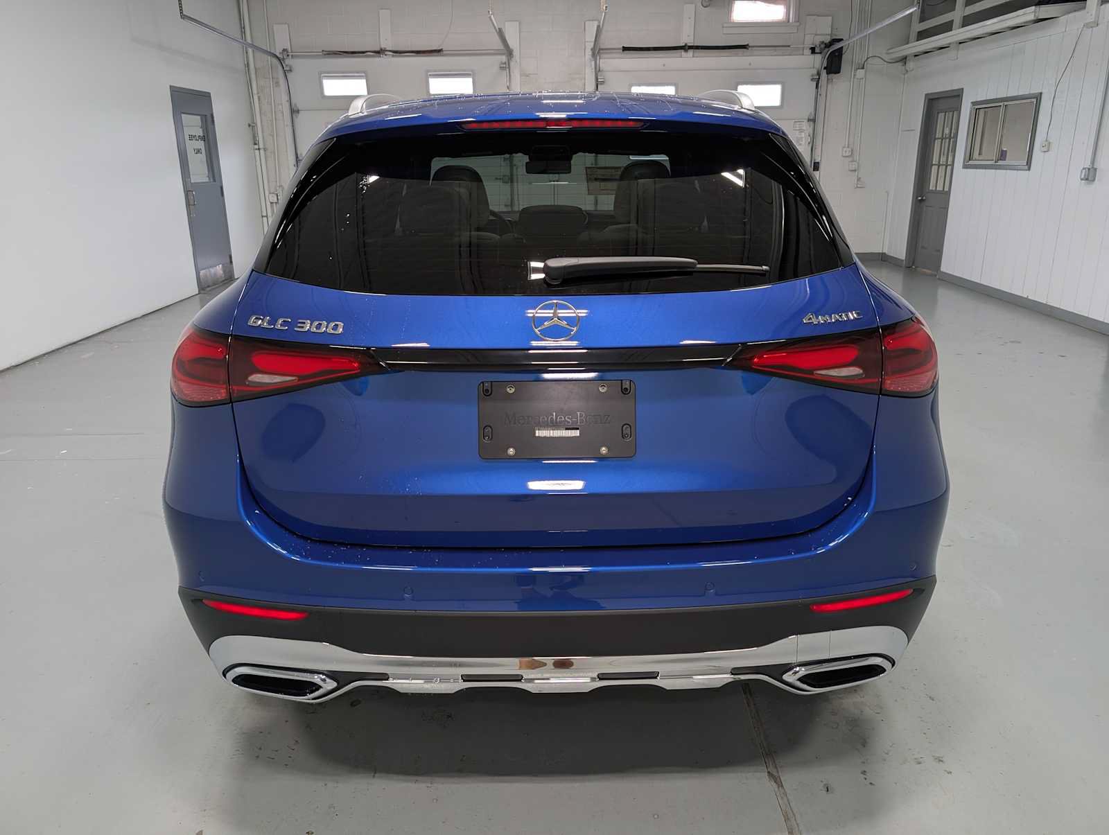 New 2026 Mercedes-Benz GLC 300 4MATIC image 8