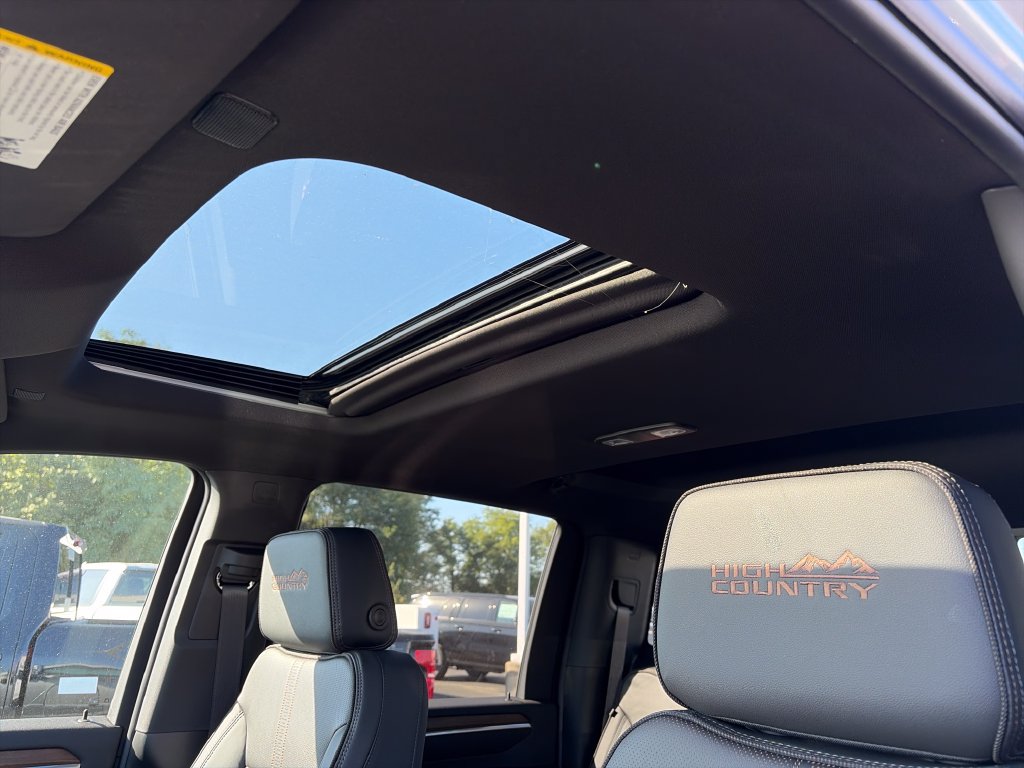 New 2026 Chevrolet Silverado 3500 High Country w/ High Country Premium Package AWD/4WD image 25