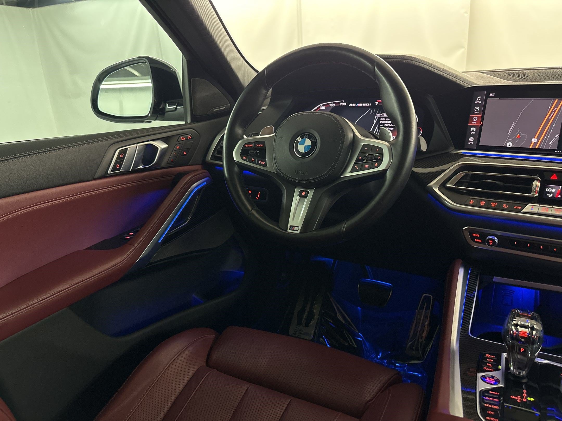 Used 2022 BMW X6 M50i w/ Executive Package AWD/4WD image 28