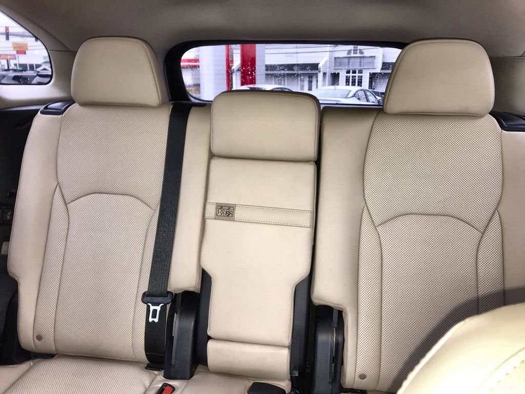 Used 2022 Lexus RX 350L FWD w/ Premium Package image 22