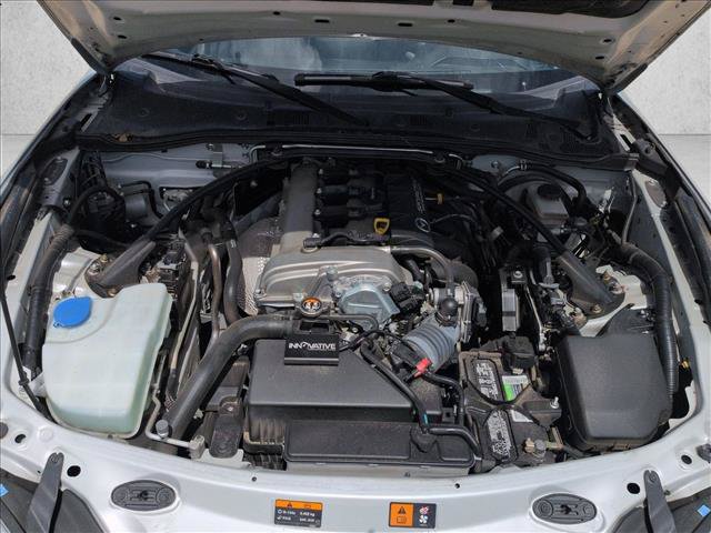 Used 2016 MAZDA MX-5 Miata Club RWD image 16